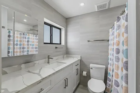 6160 W 14th Avenue Hialeah FL 33012