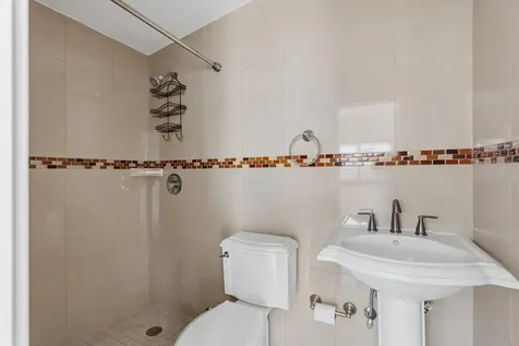 6160 W 14th Avenue Hialeah FL 33012