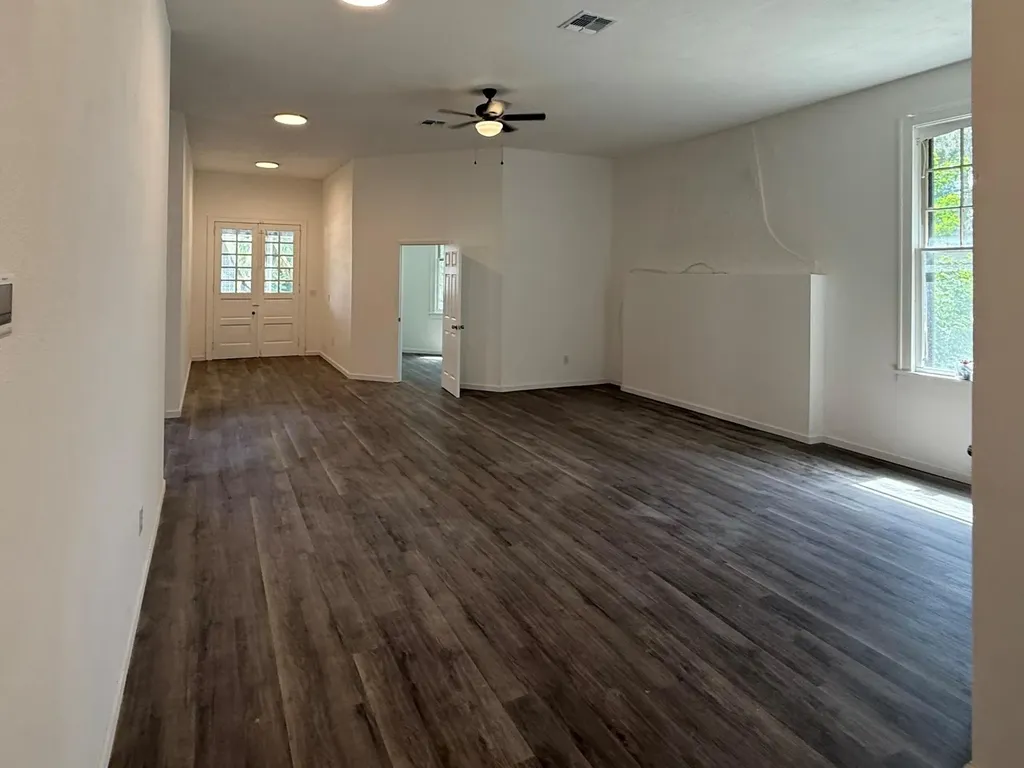 18 E Pleasant Street Avon Park FL 33825