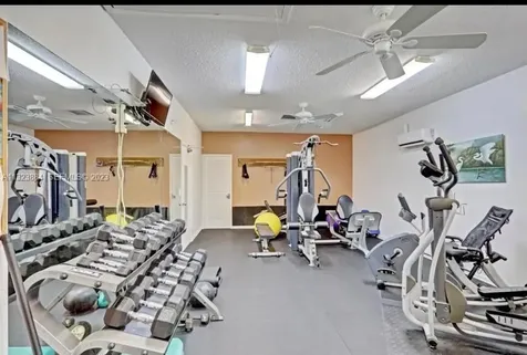 2949 SW 22nd Circle Delray Beach FL 33445