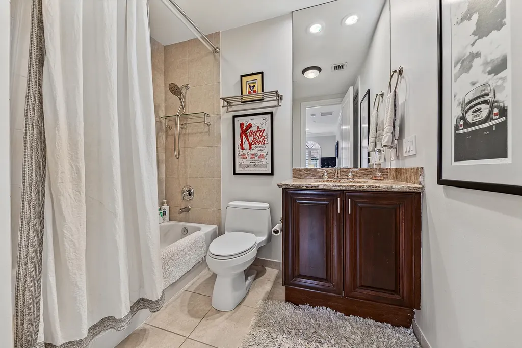 31 SE 10th Avenue Fort Lauderdale FL 33301