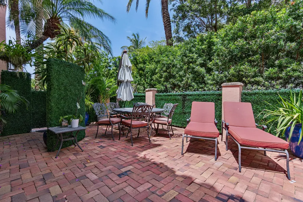 31 SE 10th Avenue Fort Lauderdale FL 33301