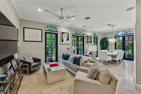 31 SE 10th Avenue Fort Lauderdale FL 33301