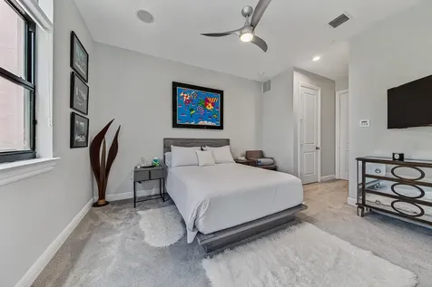 31 SE 10th Avenue Fort Lauderdale FL 33301