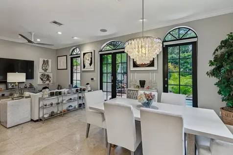 31 SE 10th Avenue Fort Lauderdale FL 33301