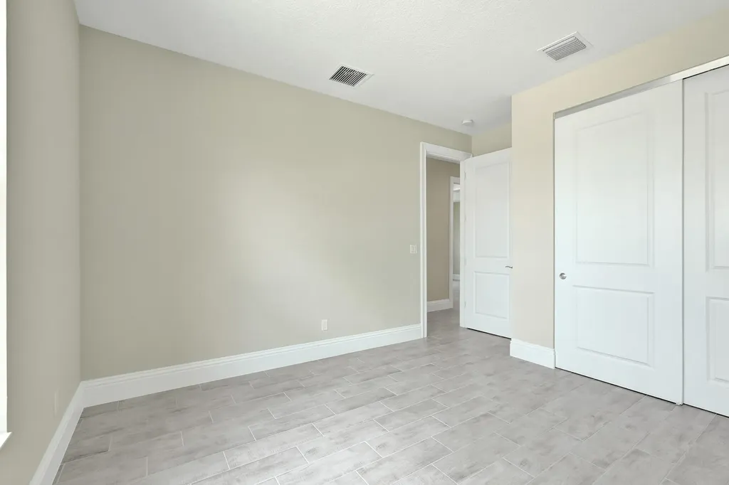 9323 SW Pinnacle Place Port St Lucie FL 34987