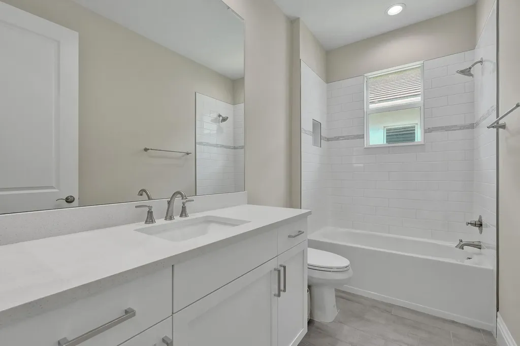 9323 SW Pinnacle Place Port St Lucie FL 34987