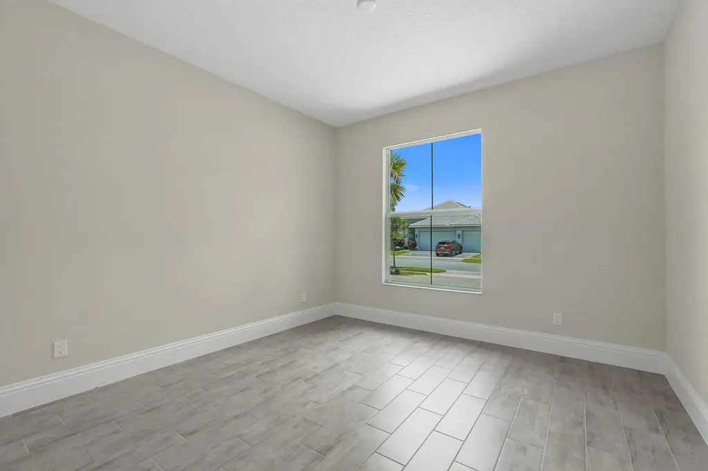 9323 SW Pinnacle Place Port St Lucie FL 34987