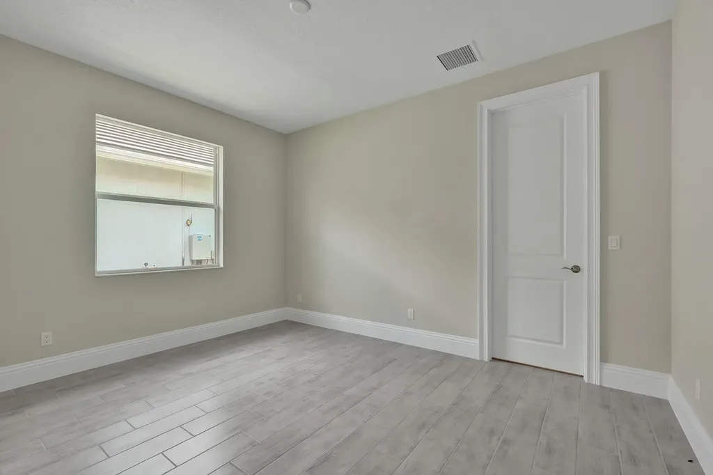 9323 SW Pinnacle Place Port St Lucie FL 34987