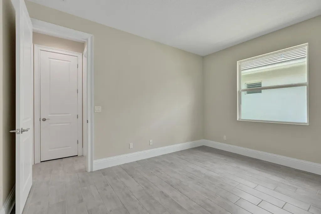9323 SW Pinnacle Place Port St Lucie FL 34987