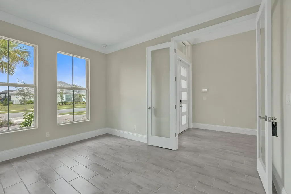 9323 SW Pinnacle Place Port St Lucie FL 34987