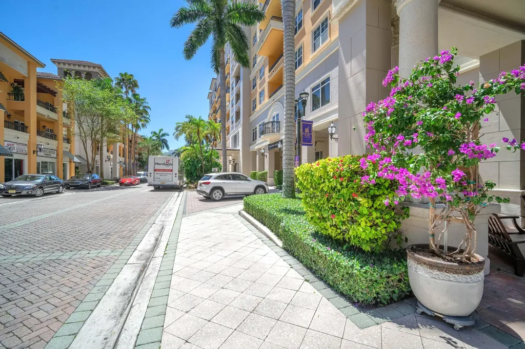 101 Plaza Real S Boca Raton FL 33432