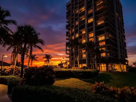 5047 N Highway A1a Fort Pierce FL 34949