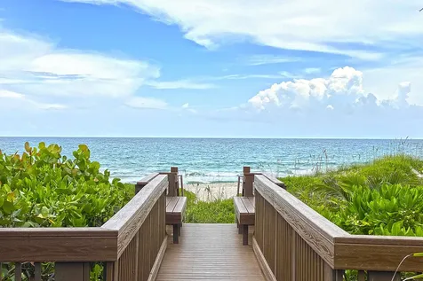 5047 N Highway A1a Fort Pierce FL 34949