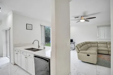 4180 Lansing Avenue Cooper City FL 33026