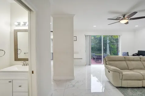 4180 Lansing Avenue Cooper City FL 33026