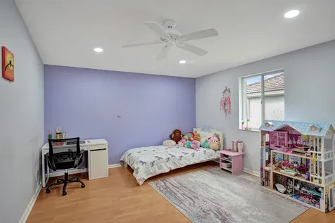 4180 Lansing Avenue Cooper City FL 33026