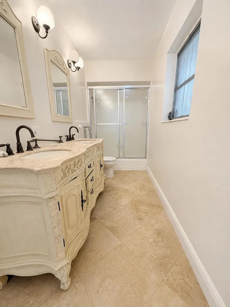 461 SW 54th Avenue Plantation FL 33317