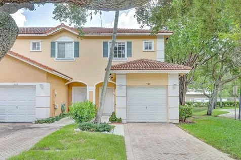 5720 Tuscany Way Tamarac FL 33321