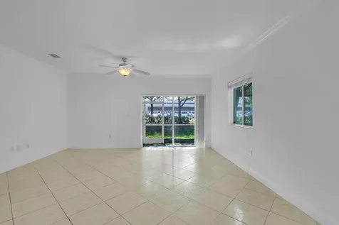 5720 Tuscany Way Tamarac FL 33321