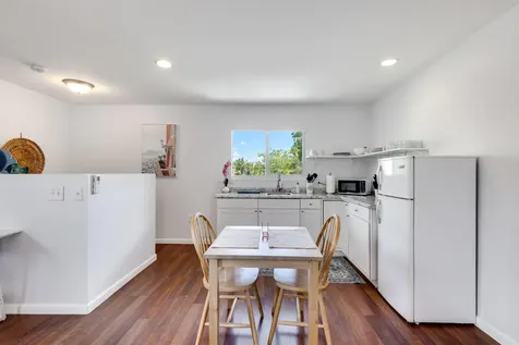 242 SW 9th Street Pompano Beach FL 33060