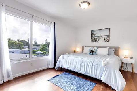 242 SW 9th Street Pompano Beach FL 33060