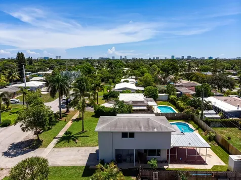 242 SW 9th Street Pompano Beach FL 33060