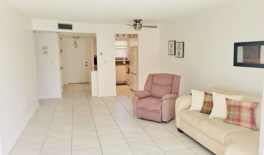 2801 N Pine Island Road Sunrise FL 33322