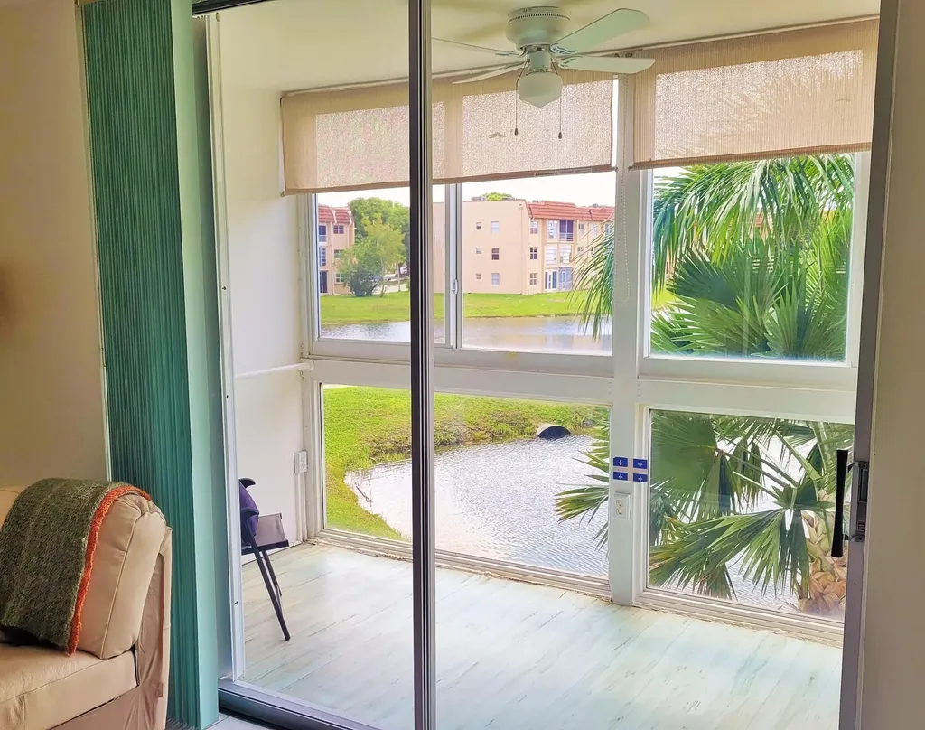 2801 N Pine Island Road Sunrise FL 33322