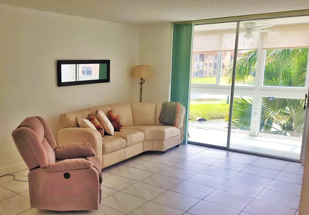 2801 N Pine Island Road Sunrise FL 33322