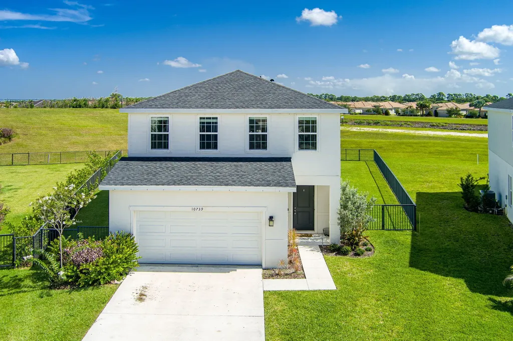 10739 SW Vasari Way Port St Lucie FL 34987