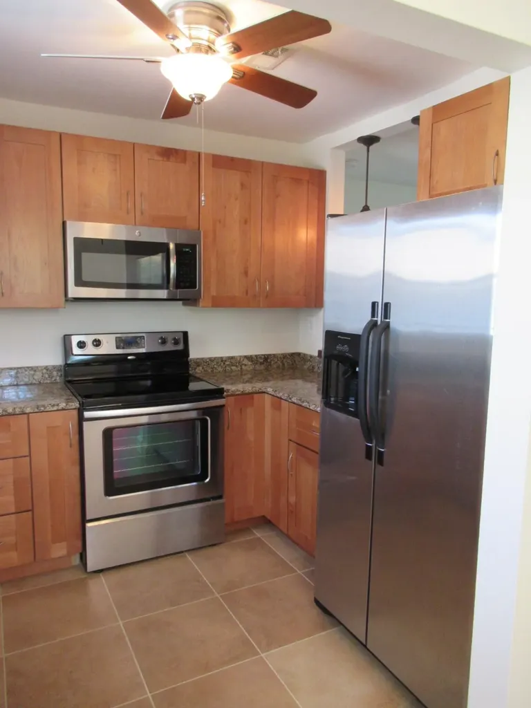 810 Park Place West Palm Beach FL 33401