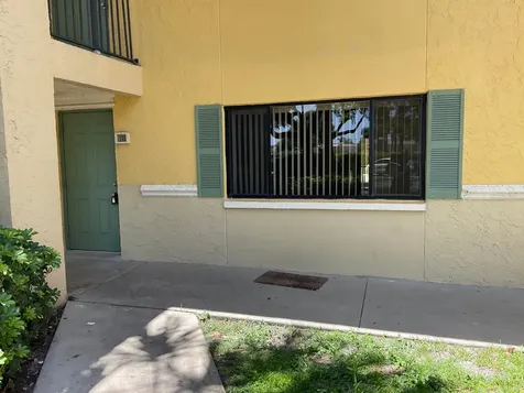 310 Meadows Circle Boynton Beach FL 33436