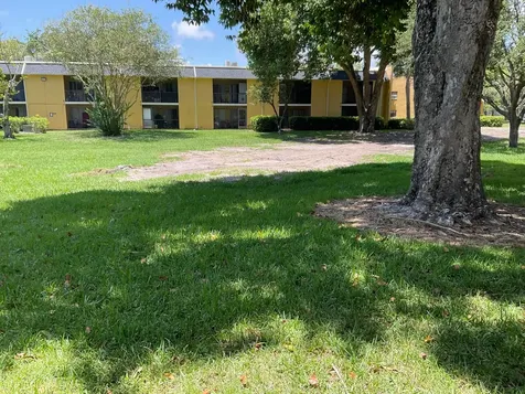 310 Meadows Circle Boynton Beach FL 33436