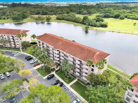2767 Carambola Circle S Coconut Creek FL 33066