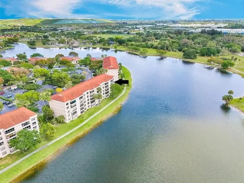 2767 Carambola Circle S Coconut Creek FL 33066