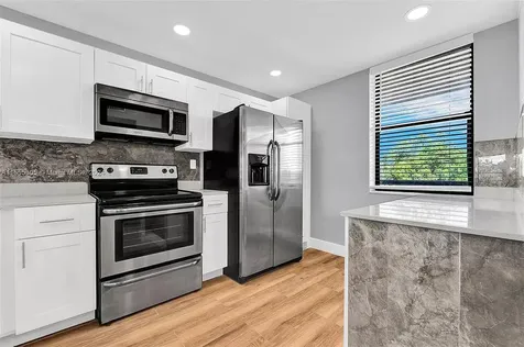 2767 Carambola Circle S Coconut Creek FL 33066