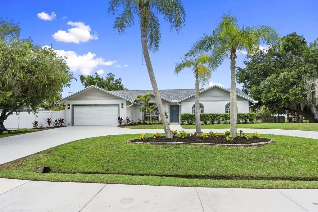 1952 SW Import Drive Port St Lucie FL 34953