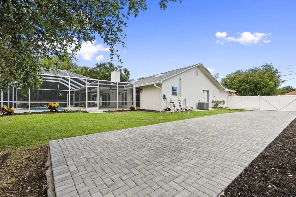 1952 SW Import Drive Port St Lucie FL 34953