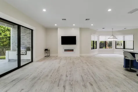 18411 SE Lakeside Drive Jupiter FL 33469