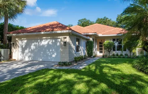 447 Kelsey Park Drive Palm Beach Gardens FL 33410