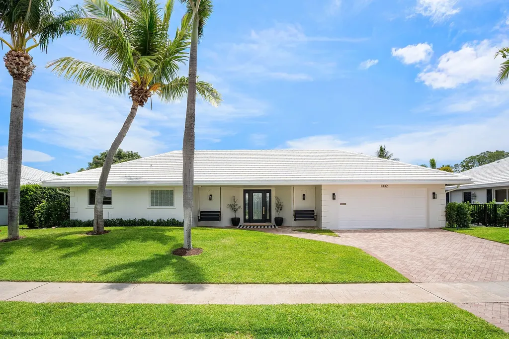 Boca Raton FL, 1332 SW Tamarind Way