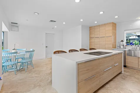 1332 SW Tamarind Way Boca Raton FL 33486