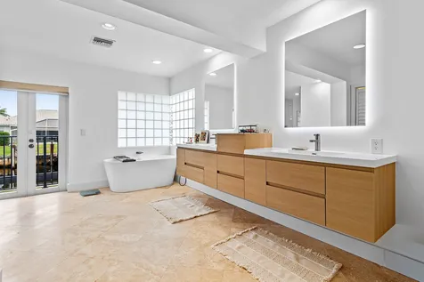 1332 SW Tamarind Way Boca Raton FL 33486