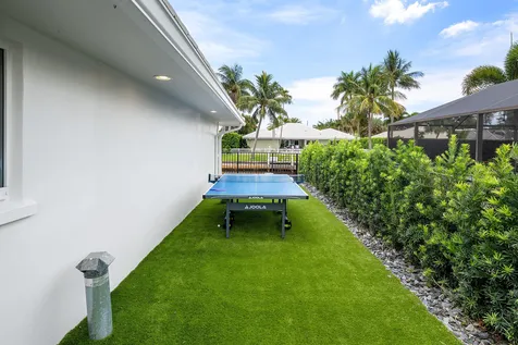 1332 SW Tamarind Way Boca Raton FL 33486