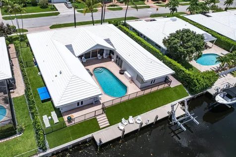 1332 SW Tamarind Way Boca Raton FL 33486