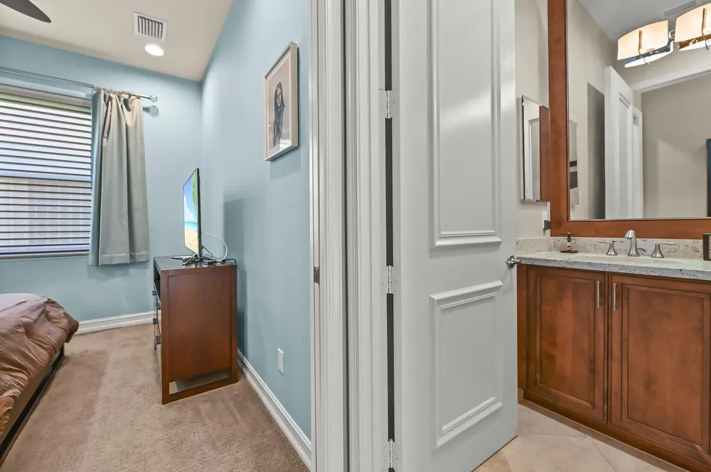 10540 Whitewind Circle Boynton Beach FL 33473