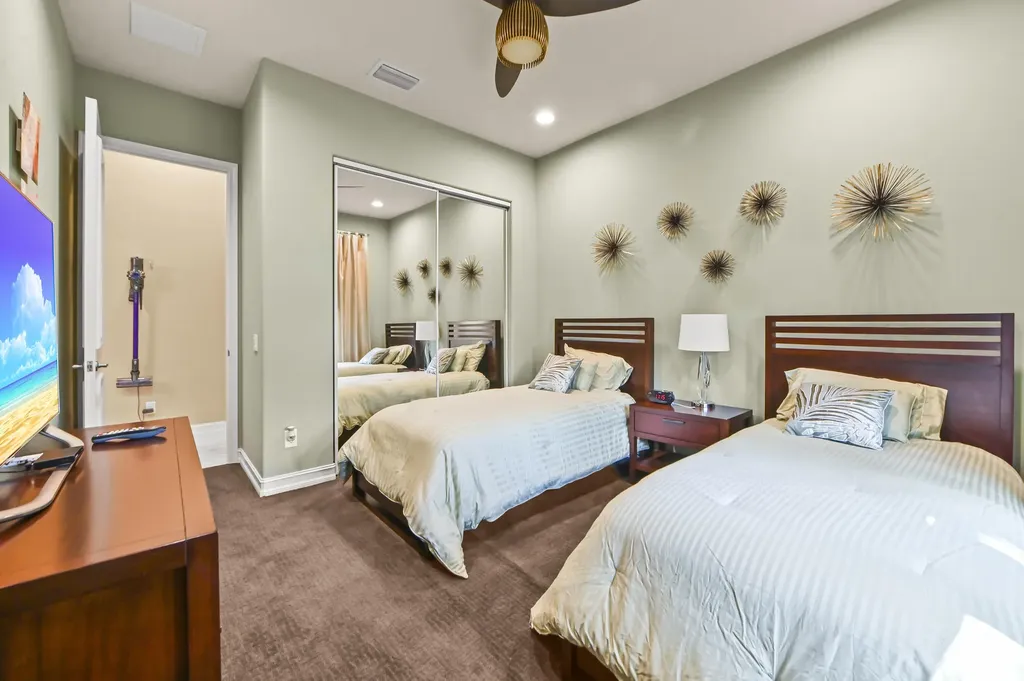 10540 Whitewind Circle Boynton Beach FL 33473