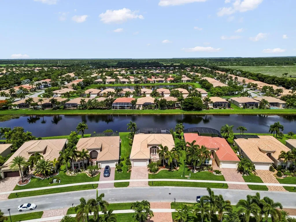 10540 Whitewind Circle Boynton Beach FL 33473