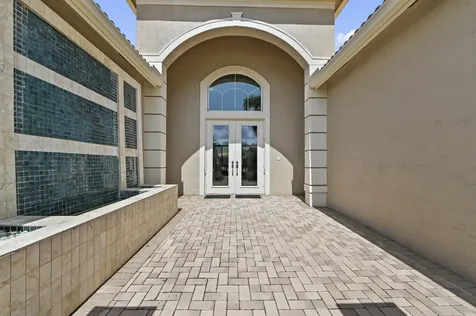 10540 Whitewind Circle Boynton Beach FL 33473